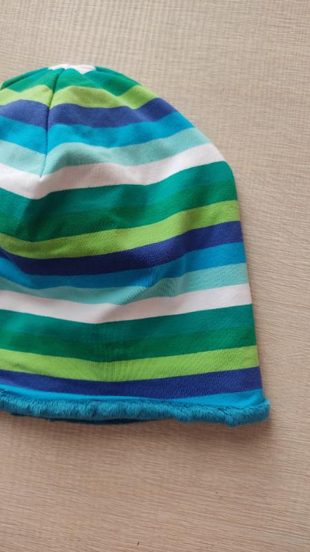 Berrettino Pile Righe colorate 7-10 anni