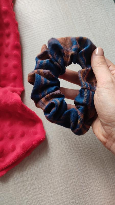 Scrunchie Tartan blu e ruggine