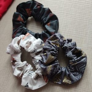 Tris di Scrunchies Alberelli Bianchi Antracite e Verdi