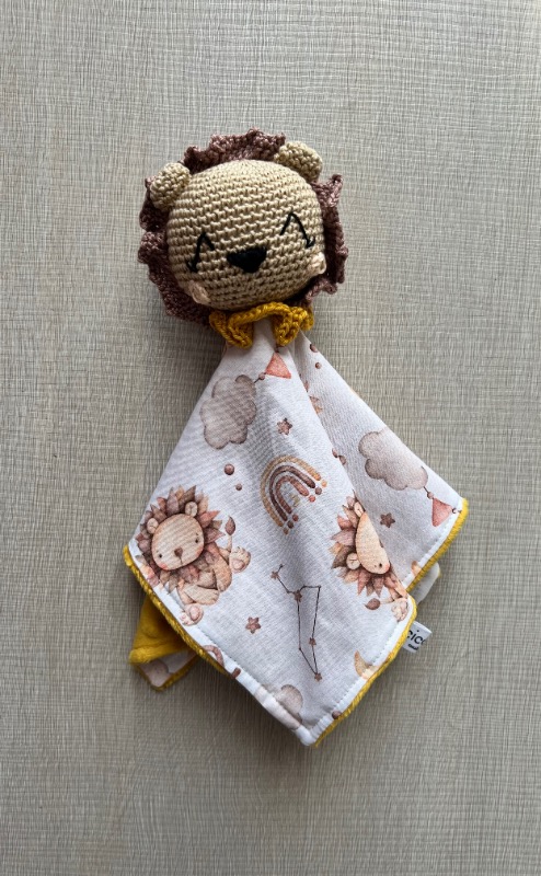 Doudou Leoncino per Neonato Personalizzato in Cotone – Compagno per la Nanna Fatto a Mano - immagine 5