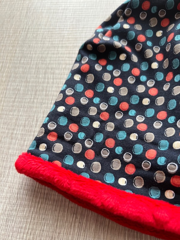 Berrettino pile Bollicine colorate 3-6 anni