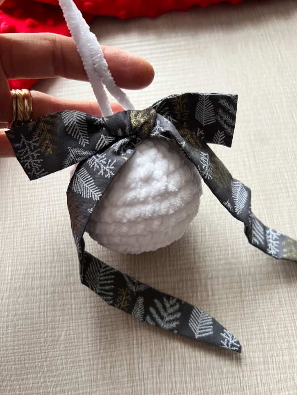 Pallina Natalizia in Ciniglia Bianca con Alberelli antracite