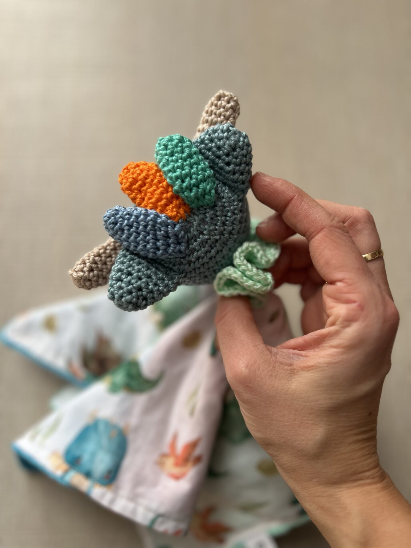 Doudou Draghetto per Neonato Personalizzato in Cotone – Compagno per la Nanna Fatto a Mano - immagine 3