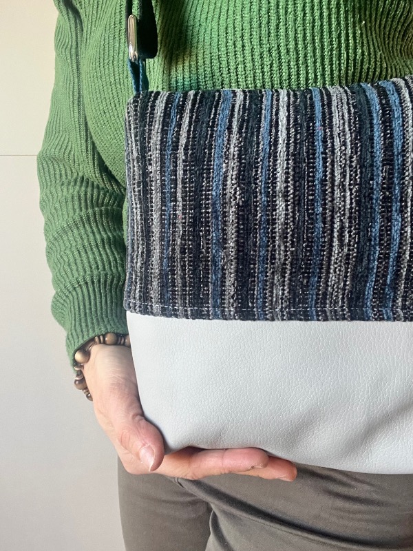 Borsa Tracolla Righe&Triangoli ottanio nero